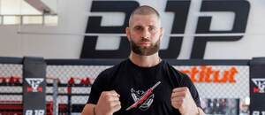 Nejlepší český MMA zápasník Jiří Procházka ve svém BJP institutu