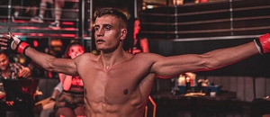 Matěj Peňáz bude bojovat v superfinále proti Vlastislavu Čepovi Matěj Peňáz bude bojovat v superfinále proti Vlastislavu Čepovi