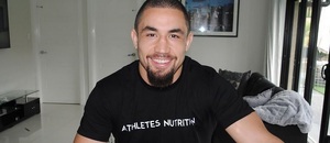 Whittaker bude bojovat na UFC 254 Whittaker bude bojovat na UFC 254