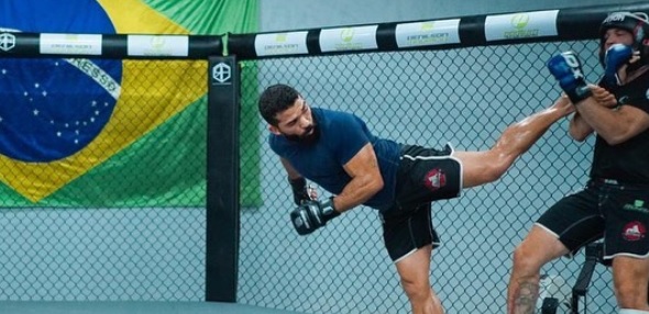 Patricio Pitbull bude bojovat na Bellatoru 252