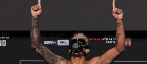 Charles Oliveira vyzve v boji o titul Michaela Chandlera Charles Oliveira vyzve v boji o titul Michaela Chandlera