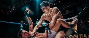 Matěj Peňáz vs. Romain Debienne, Zdroj OKTAGON MMA Matěj Peňáz vs. Romain Debienne, Zdroj OKTAGON MMA
