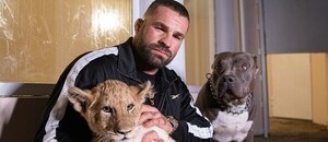 Karlos Vémola opět rozšiřuje zvěřinec Karlos Vémola opět rozšiřuje zvěřinec