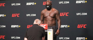 Rozenstruik bude opět bojovat v hlavním zápase UFC Fight Night Rozenstruik bude opět bojovat v hlavním zápase UFC Fight Night