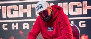 Attila Végh ve vyrovnaném utkání porazil Patrika Kincla na body Attila Végh ve vyrovnaném utkání porazil Patrika Kincla na body