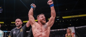 Patrik Kincl porazil Samuela Krištofiče a získal titul ve střední váze Patrik Kincl porazil Samuela Krištofiče a získal titul ve střední váze