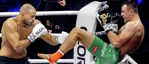 Badr Hari a Arkadiusz Wrzosek během prvního vzájemného souboje Badr Hari a Arkadiusz Wrzosek během prvního vzájemného souboje