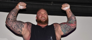 Strongman, boxer a herec Hafthor Bjornsson Strongman, boxer a herec Hafthor Bjornsson
