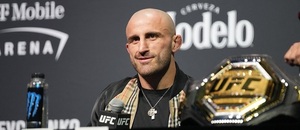 Alexander Volkanovski je v UFC stále neporažen