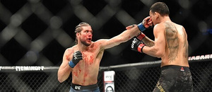 Brian Ortega v duelu s Maxem Hollowayem Brian Ortega v duelu s Maxem Hollowayem