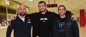 Mach Muradov se konečně dočkal a je znovu se svým týmem v Česku Mach Muradov se konečně dočkal a je znovu se svým týmem v Česku