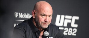 Dana White má plnou hlavu starostí