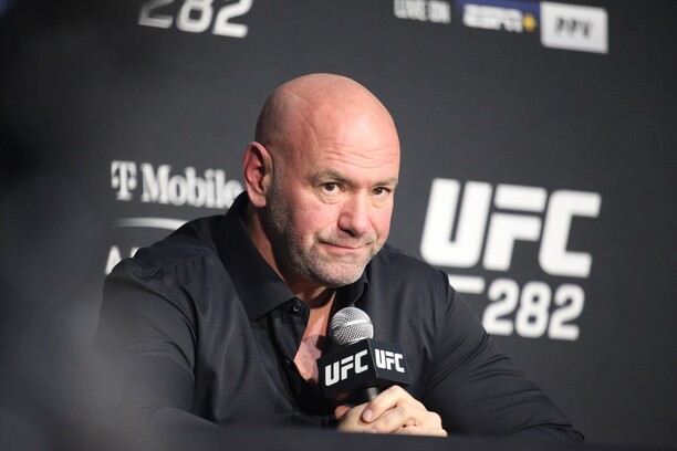 Dana White má plnou hlavu starostí