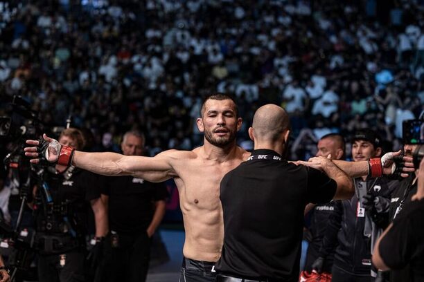 Mach Muradov jde do svého šestého zápasu v UFC