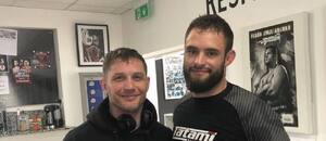 Dan Vinni a Tom Hardy Dan Vinni a Tom Hardy