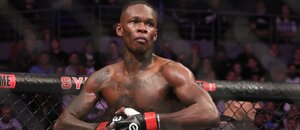 Israel Adesanya je v problémech