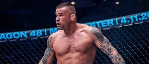 Karlos Vémola řeší nepříjemnou situaci Karlos Vémola řeší nepříjemnou situaci
