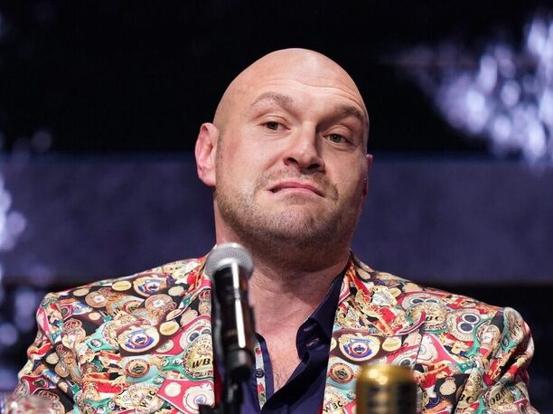 Tyson Fury se zranil v tréninku