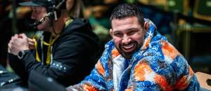 Attila Végh ukázal formu Attila Végh ukázal formu