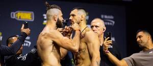 Staredown Procházka vs. Rakič Staredown Procházka vs. Rakič