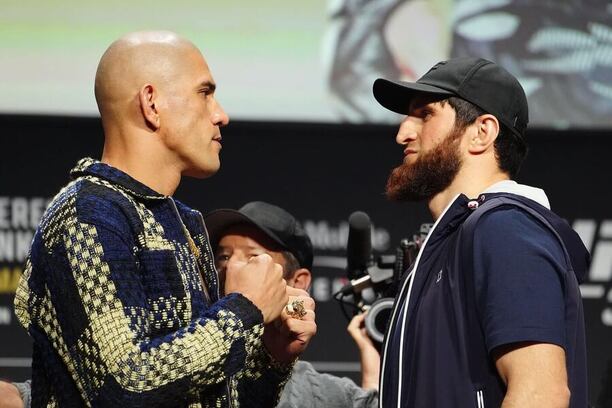 UFC 313 - Pereira vs Anaklaev
