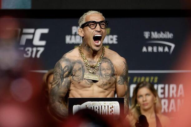 Charles Oliveira