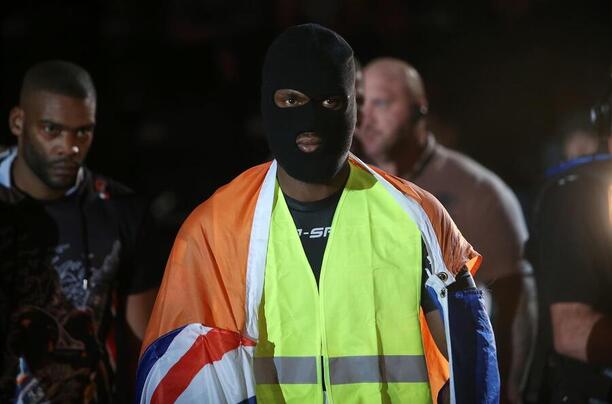 Alex Lohoré dříve zápasil v OKTAGONu, nyní je šampionem BRAVE CF