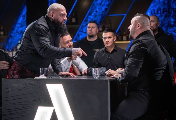 Na turnaji Clash 15 se odehraje také vyhrocený duel 2 vs. 2