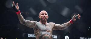 Christian Jungwirth se utká s Michalem Materlou