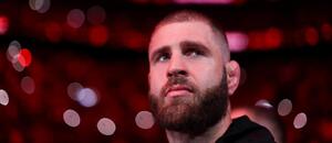Jiří Procházka neuspěl v titulové bitvě na UFC 327