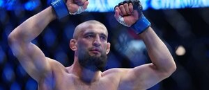 Chimaev bude na UFC 328 obhajovat proti Stricklandovi.