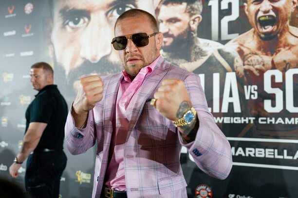 Conor McGregor se vrací do klece UFC