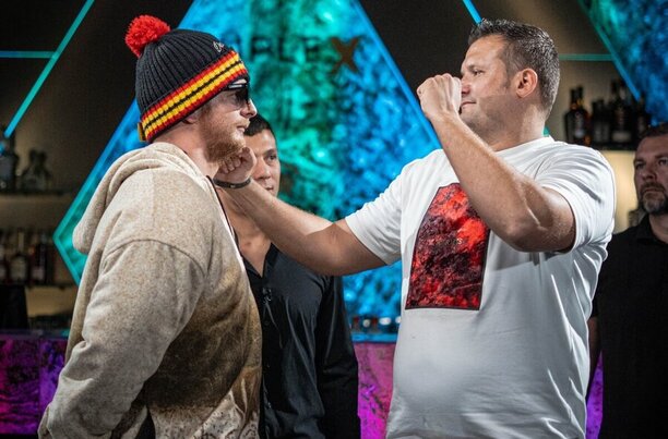 Patrika Hüblera na Clash 17 prověří Pali Hari.